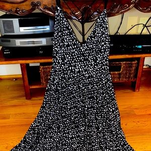 Beautiful black and white maxi dress